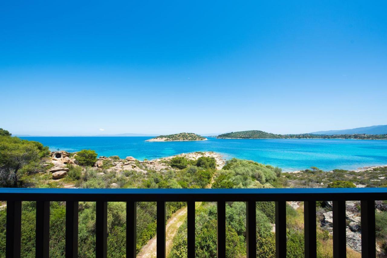 Nereus & Oceanus Beachfront Apartments, Lagonisi Beach #Feelslikehome Ormos Panagias Bagian luar foto